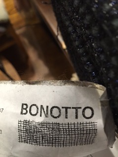 BONOTTOのツイード生地が入荷しました。